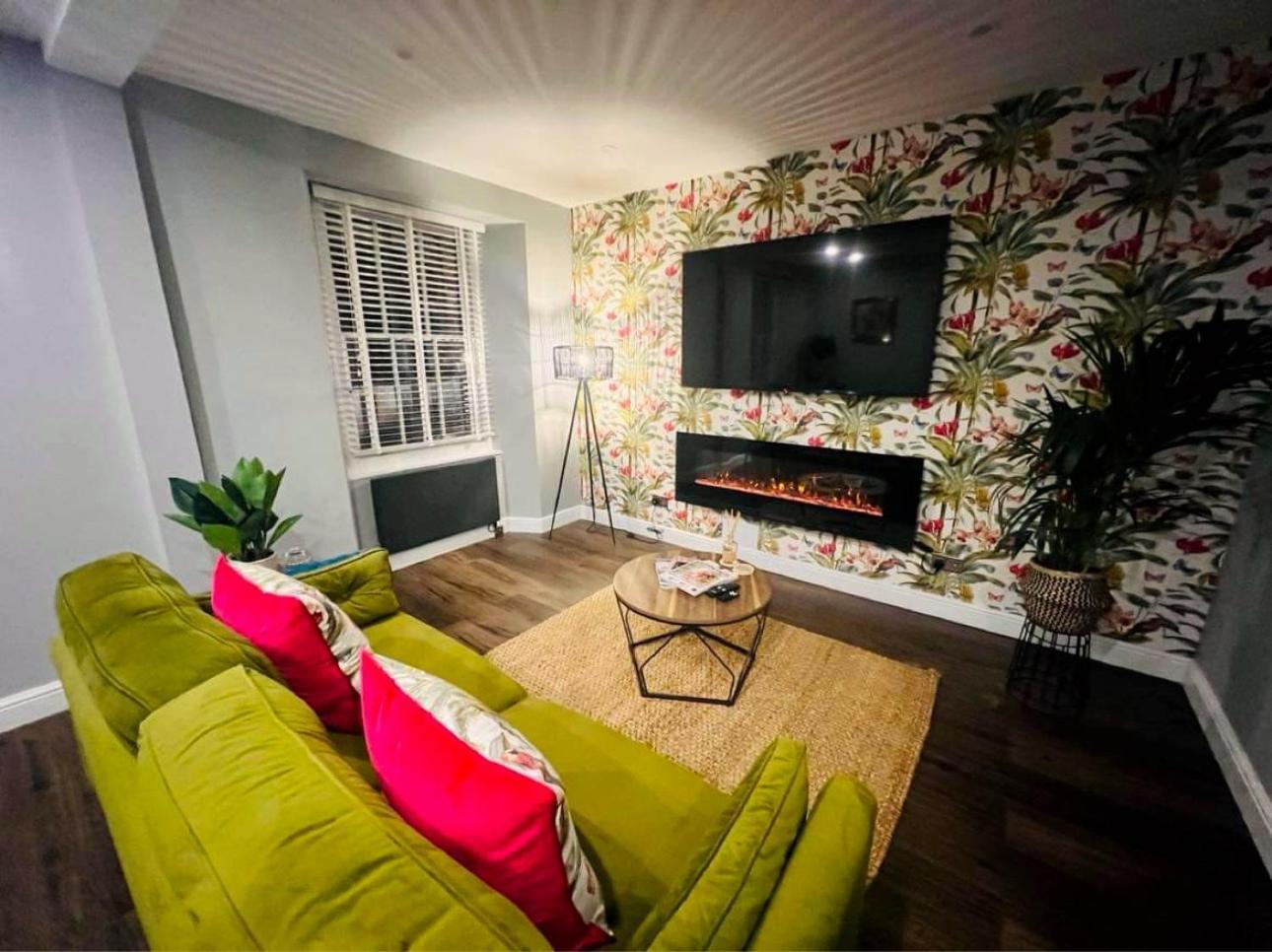 1 West End Boutique Apartment Bowness-on-Windermere Extérieur photo